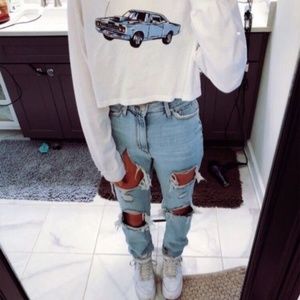 American eagle distressed jeans